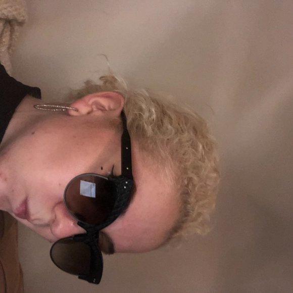 Mid 2000s cat eye woven patterns sunnies - Picture 5 of 5